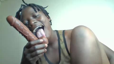 Vee tommy online show from December 2025 01:55:02 AM