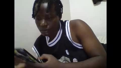Vee tommy online show from May 2026 06:34:02 PM