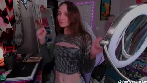 Violet Weatherbee online show from May 2026 12:41:01 AM