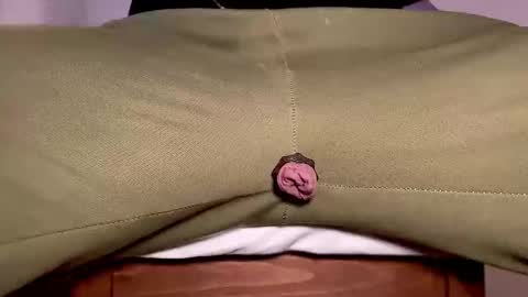 veiny_thing online show from December 2025 01:33:02 AM