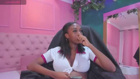 velez_isa online show from February 2026 01:12:02 PM