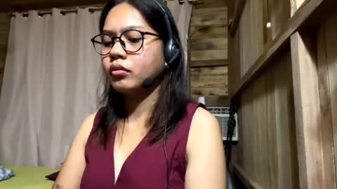 Snapshot of veliabiez chatting on June 2026 01:01:01 PM Sophie online show from June 2026 01:01:01 PM