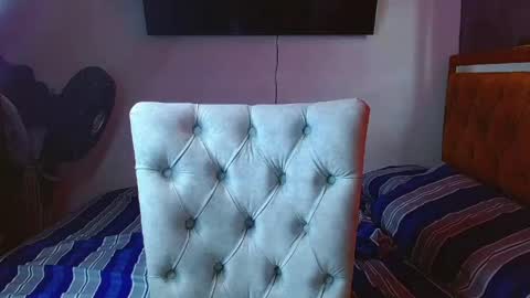 velk_hot1 online show from April 2026 12:52:02 PM