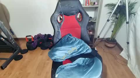 Im VelaI will be Christmas and New Year with my family December 22 to January 13 I will miss you guys. online show from February 2025 05:56:02 AM