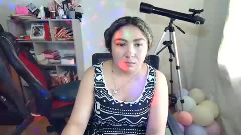 Im VelaI will be Christmas and New Year with my family December 22 to January 13 I will miss you guys. online show from November 2025 06:08:01 PM