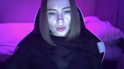 Snapshot of velour_myst chatting on July 2026 03:21:02 PM velour_myst online show from July 2026 03:21:02 PM