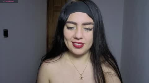 Snapshot of velournyx chatting on April 2026 09:52:01 AM VELOURNYX online show from April 2026 09:52:01 AM