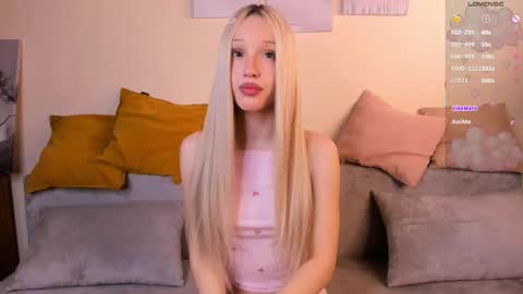 Hi im Hannah online show from March 2026 05:54:02 AM