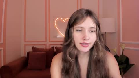 velvet_cherry online show from September 2025 04:29:02 PM