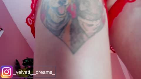 Snapshot of velvet_dreams_ chatting on May 2026 11:51:02 AM Isabella online show from May 2026 11:51:02 AM