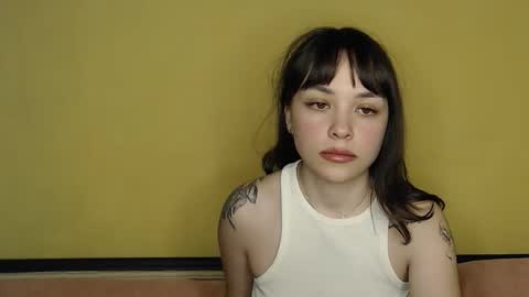 velvet_dreamykitty online show from March 2026 09:00:01 PM
