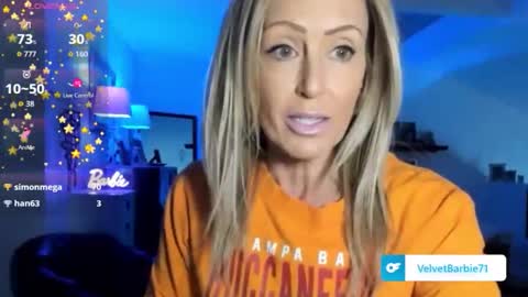 Snapshot of velvetbarbie chatting on October 2025 09:03:02 PM VelvetBarbie online show from October 2025 09:03:02 PM