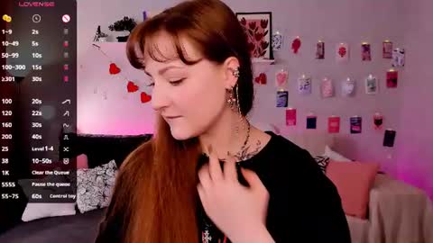 Snapshot of velvetcherry_ chatting on July 2026 08:50:02 AM Mia online show from July 2026 08:50:02 AM