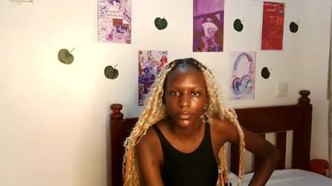 Snapshot of velvetdesiree chatting on May 2026 02:41:02 AM velvetdesiree online show from May 2026 02:41:02 AM