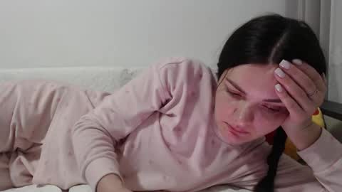 velvetmoon123 online show from February 2026 07:40:01 PM