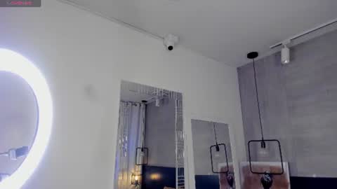 velvettease_ online show from July 2026 12:53:01 PM