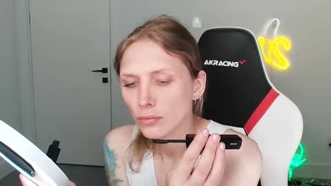 VelvetTGirl online show from February 2026 03:13:01 AM