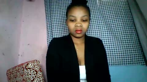 velyssa online show from July 2026 04:54:01 AM