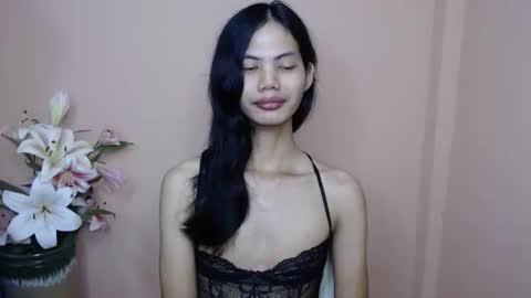 Snapshot of venus_192003 chatting on November 2025 10:42:01 PM venus cute online show from November 2025 10:42:01 PM