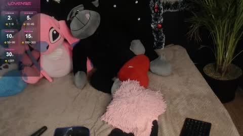 eva online show from December 2025 11:45:02 PM