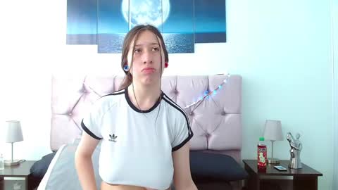 Snapshot of venus__morgan chatting on March 2025 12:45:01 PM venus__morgan online show from March 2025 12:45:01 PM