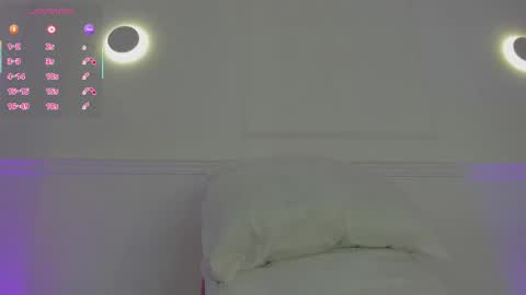 venus_nite online show from October 2025 01:22:01 PM