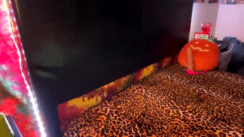 Venus online show from February 2025 03:07:02 AM