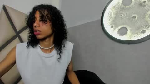 Snapshot of venuss_03 chatting on April 2026 03:33:01 AM venuss_03 online show from April 2026 03:33:01 AM