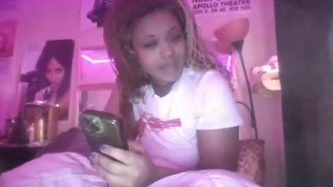 Snapshot of venusthestar chatting on March 2026 06:40:02 PM Venus the Star online show from March 2026 06:40:02 PM
