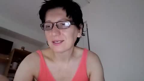 Vera online show from October 2025 05:16:01 AM
