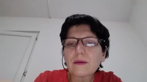 Vera online show from October 2025 08:31:02 PM