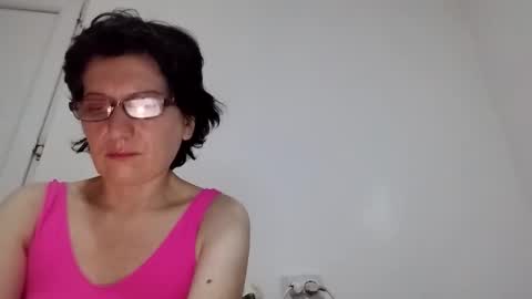 Vera online show from November 2025 08:19:01 PM