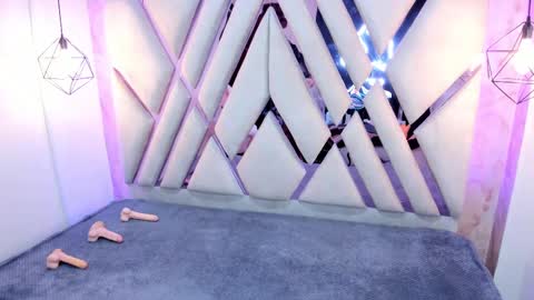 Domelipa  online show from December 2024 06:38:02 PM