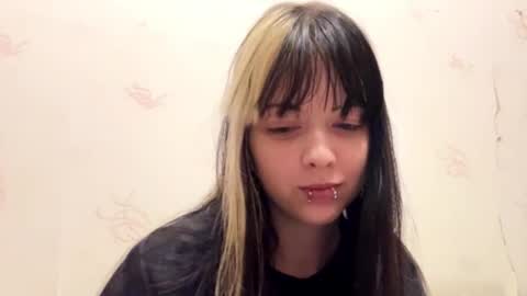 Veronika online show from February 2026 06:25:01 PM