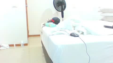 vergagolosa22 online show from December 2025 04:06:01 AM