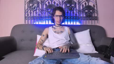 vergil_noir online show from May 2026 03:58:02 AM