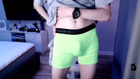 Snapshot of veritas_in_vine chatting on May 2026 06:24:02 PM Veritas online show from May 2026 06:24:02 PM