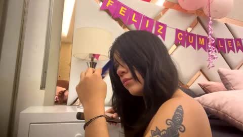 Vero online show from September 2025 04:23:01 AM