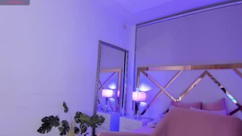 Vero online show from December 2025 04:08:02 AM