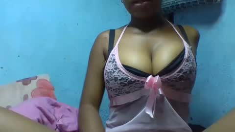 Snapshot of verolla31 chatting on February 2025 04:33:01 PM verolla31 online show from February 2025 04:33:01 PM