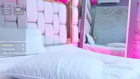 Snapshot of veronica_roose chatting on February 2025 03:37:02 PM Veronica online show from February 2025 03:37:02 PM