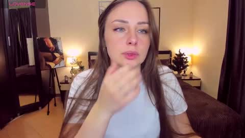 Veronica online show from January 2025 05:28:02 AM