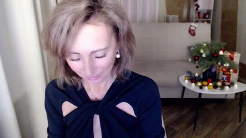 Helen online show from December 2024 05:16:02 AM
