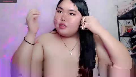 Snapshot of veronicakisses chatting on May 2026 01:29:02 PM MS. VERONICA 22 I love Aza 3 online show from May 2026 01:29:02 PM