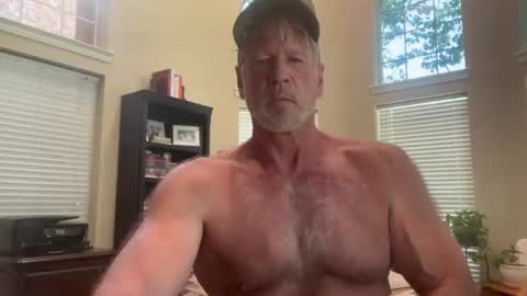 Snapshot of vervalas1 chatting on July 2026 06:10:02 PM Vervalas online show from July 2026 06:10:02 PM