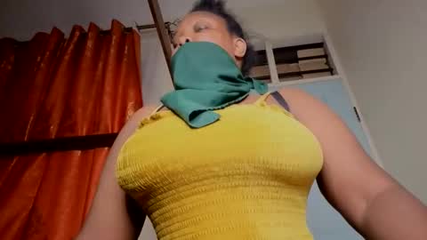 Snapshot of verygoodbadgirl_ebony chatting on February 2026 11:47:01 PM verygoodbadgirl_ebony online show from February 2026 11:47:01 PM