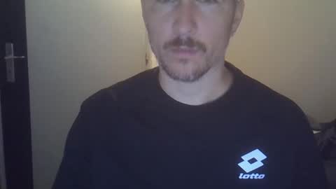 veryhotpervert online show from December 2025 02:58:02 PM