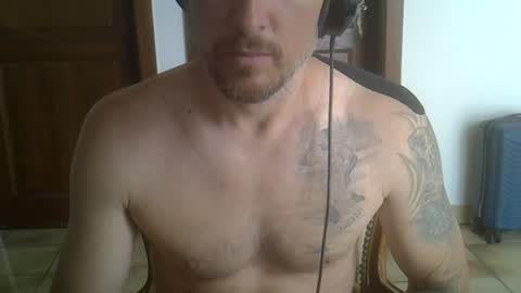 Snapshot of veryhotpervert chatting on June 2026 10:30:01 AM veryhotpervert online show from June 2026 10:30:01 AM