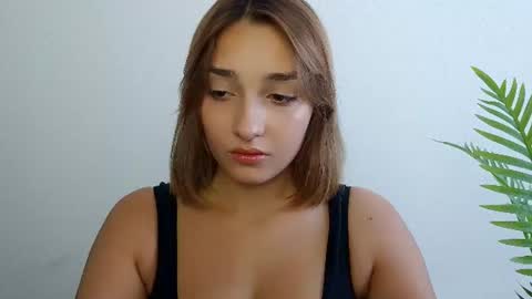 Snapshot of veryveryshygirl chatting on July 2026 12:12:01 PM Ana online show from July 2026 12:12:01 PM