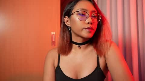 Snapshot of vexanyx chatting on May 2026 12:22:01 PM Vexa Nyx online show from May 2026 12:22:01 PM